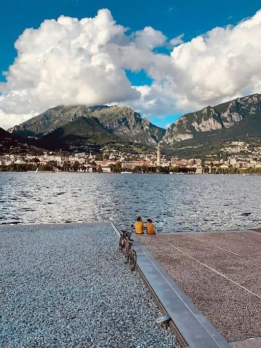 Verdelago Como Lake Мальграте Италия